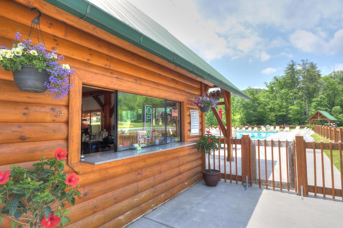 Wilderness Lodge, Hot Tub, Game Room, Pool Access, 1089 Free Tickets Each Paid Day, Dollywood And M Sevierville Dış mekan fotoğraf